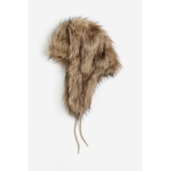 Gorro de pelo sintético con orejeras