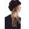 Gorro revestido con borde de pelo sintético
